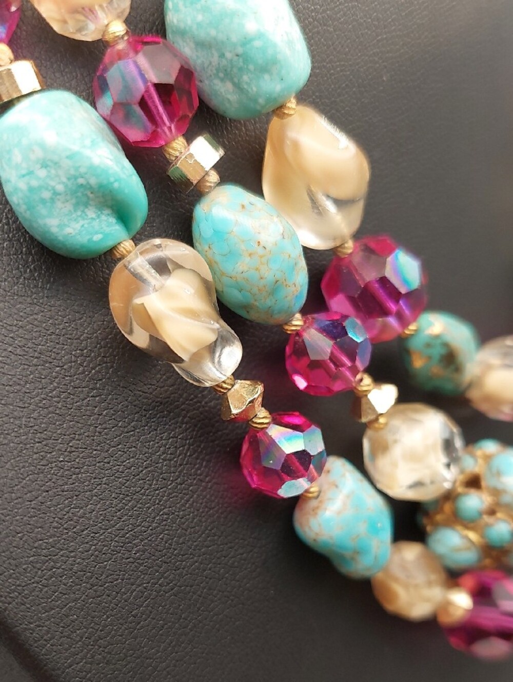 HATTIE CARNEGIE 3-Strand Vtg Blue Ceramic, AB Fuchsia Glass Choker Necklace MCM - Picture 14 of 16